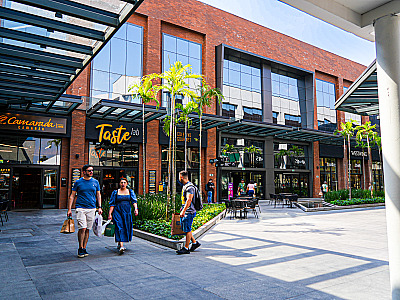 Compras de Natal devem movimentar shoppings do bairro e impulsionar vendas