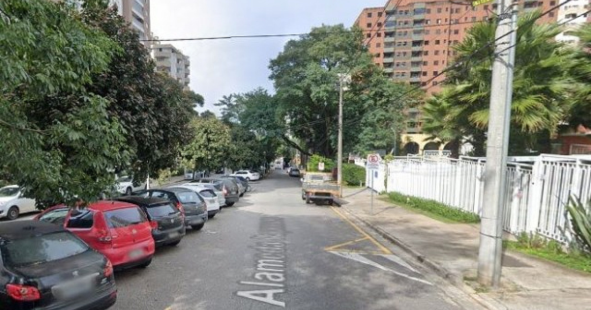 Barueri recolheu 17 veículos abandonados em Alphaville