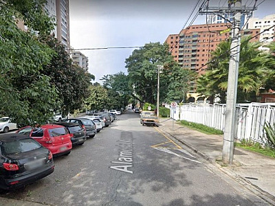 Barueri recolheu 17 veículos abandonados em Alphaville