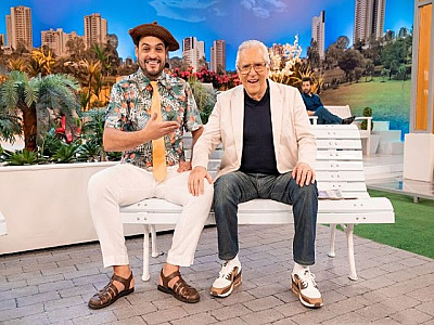Carlos Alberto de Nóbrega e Matheus Ceará apresentam espetáculo "O Show é Nosso" em Barueri