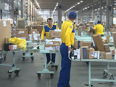 Brasileiros gastaram quase R$15 bi em encomendas internacionais