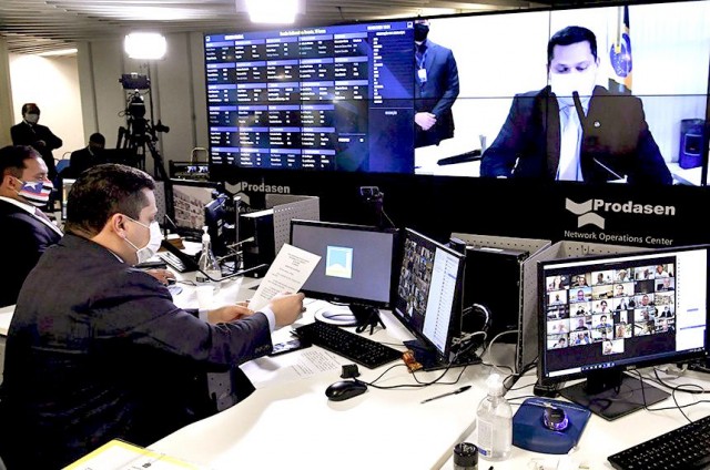 Senado aprova suspensão de reajuste de planos de saúde