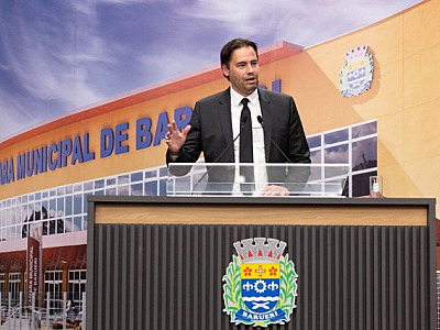 Furlan e Beto Piteri são multados por divulgar pesquisas sem registro