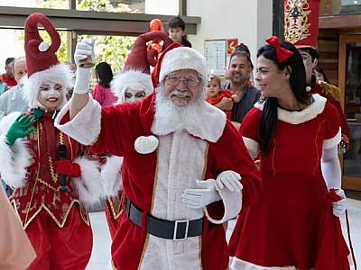 Tudo pronto para receber Noel nos centros de compras de Alphaville
