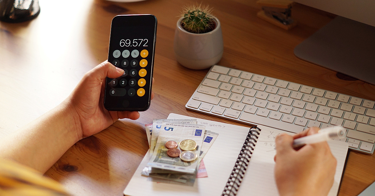 Empréstimo pessoal chega aos maiores juros da série histórica