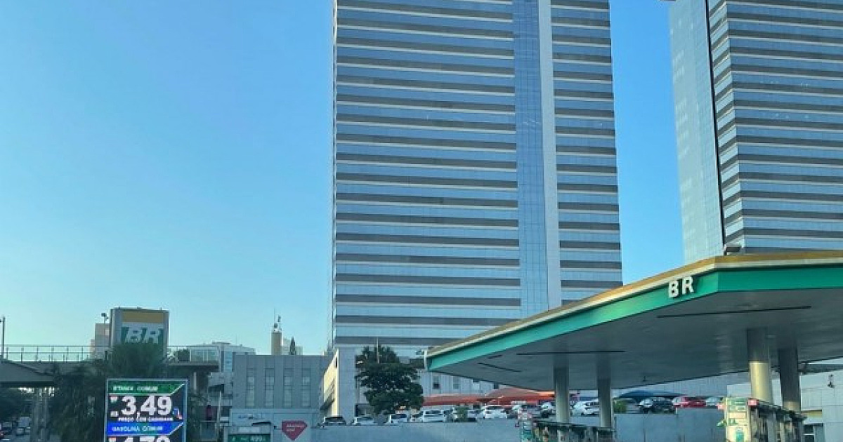 Postos são alvos de reclamação por falta de clareza no preço dos combustíveis