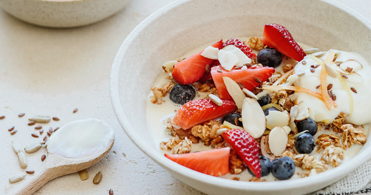 3 receitas de muesli para repor as energias nos dias de calor