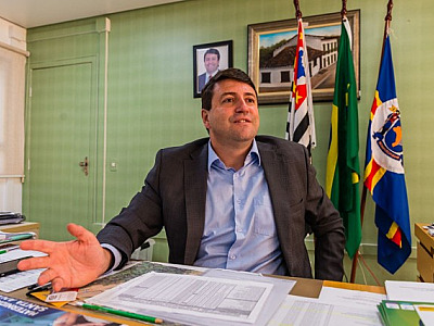 MP aponta falta de recursos na Educação de Santana de Parnaíba