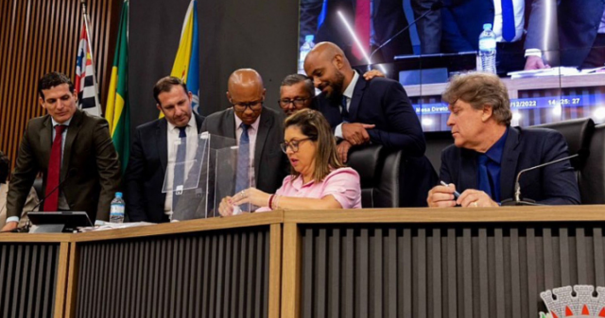 Toninho Furlan é reeleito presidente da Câmara de Barueri