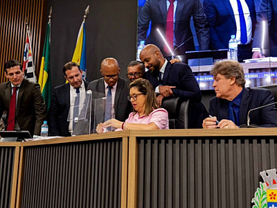 Toninho Furlan é reeleito presidente da Câmara de Barueri