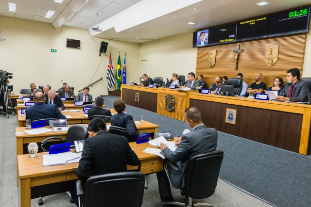 Aumento de vereadores em Parnaíba não está em pauta, diz presidente