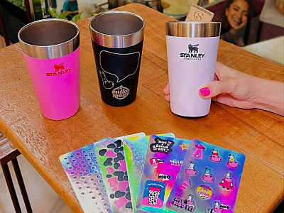 Milky Moo celebra 5 anos com copos temáticos em parceria com Stanley