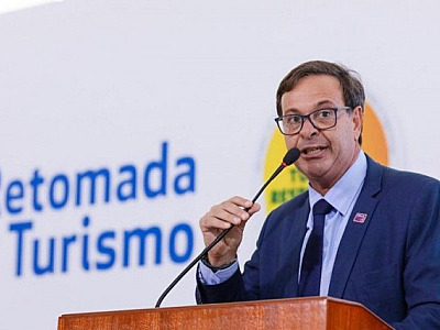 Prefeitos da região se reúnem com Ministro do Turismo nesta segunda (30)