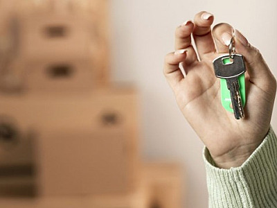 Taxa Selic estável pode ser bom momento para negociar imóveis, diz especialista