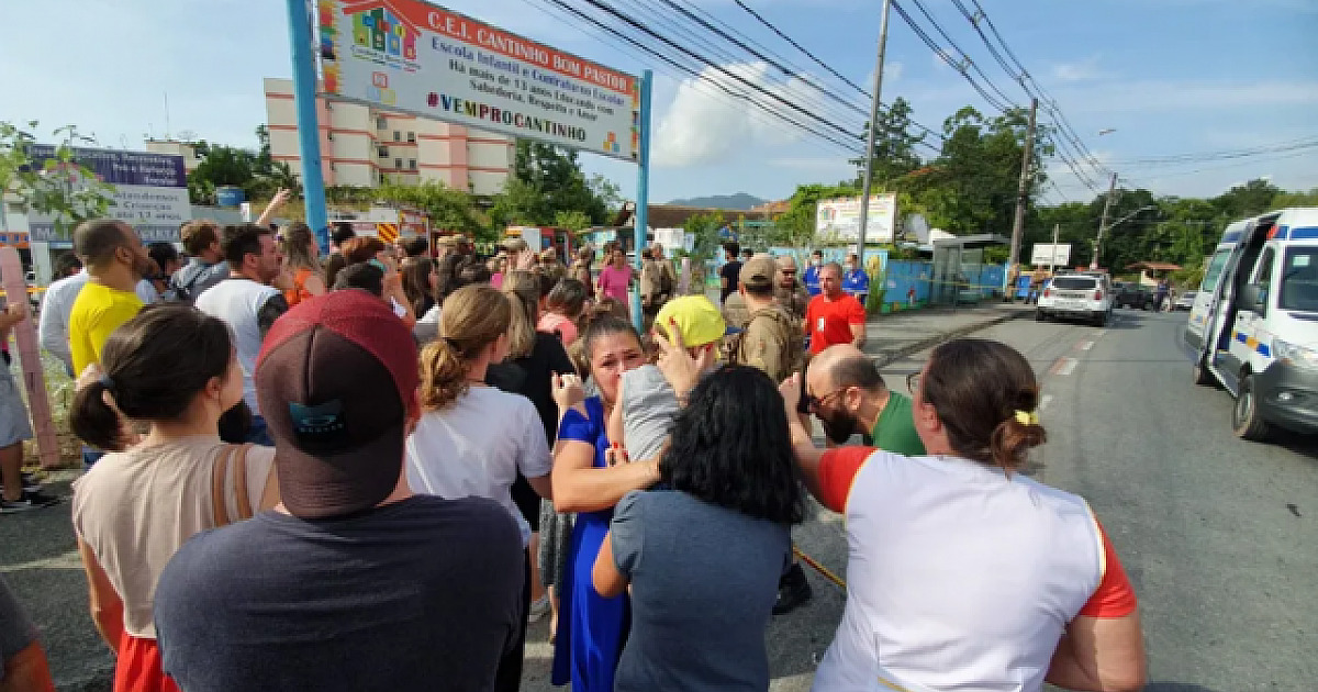 Homem invade creche em Blumenau, no Vale do Itajaí, e mata quatro crianças
