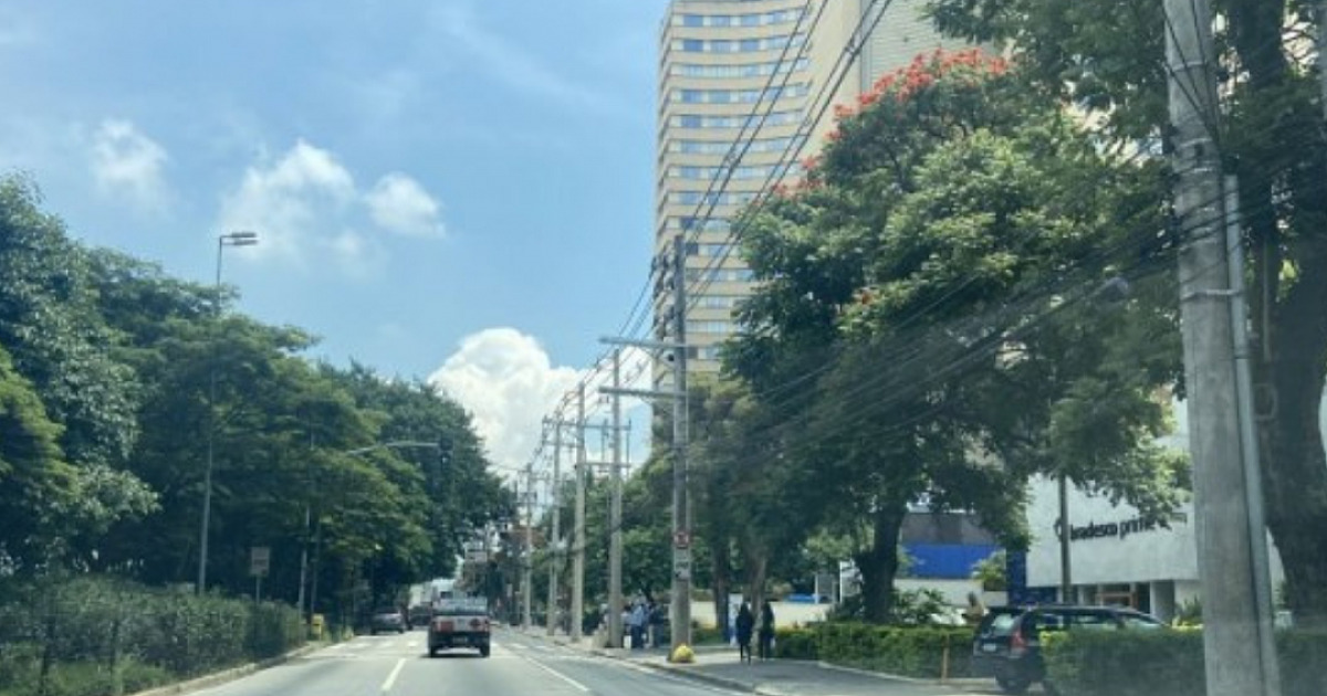 Enel anuncia novos trechos de vias de Alphaville que terão fios aterrados