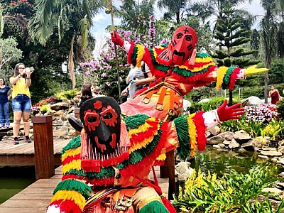 Vila Don Patto promove carnaval português no Parreiral