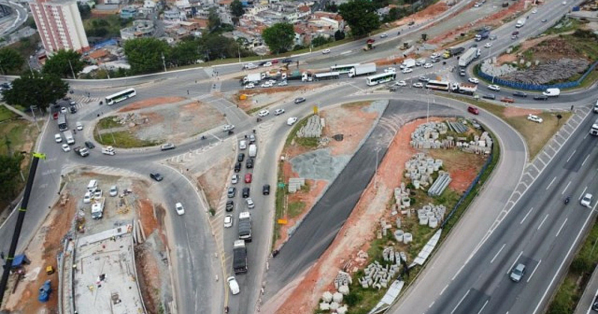 Obras na Castello Branco provocam mudanças no tráfego no Trevo de Barueri