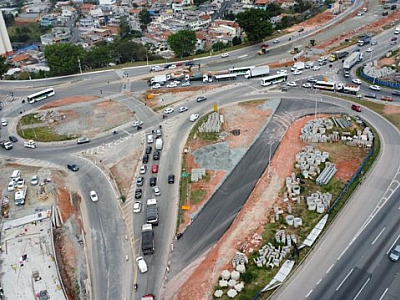 Obras na Castello Branco provocam mudanças no tráfego no Trevo de Barueri