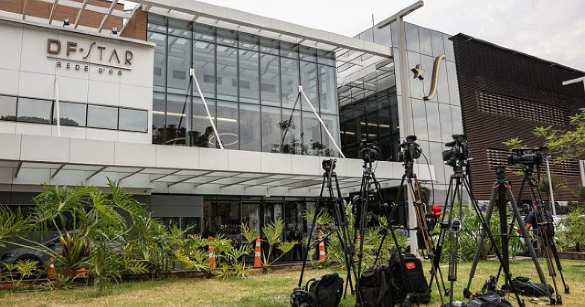 Bolsonaro recebe alta hospitalar; laudo aponta câncer de pele