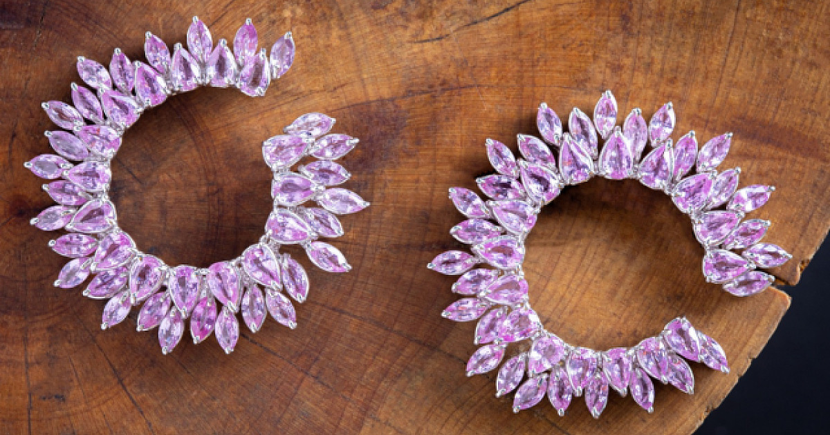 Joalheria Isabel Oliveira promove liquidação com descontos de até 50%