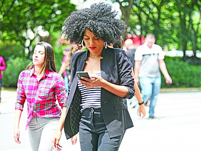 Barueri sobe 30 posições em
Ranking Cidades Amigas do 5G