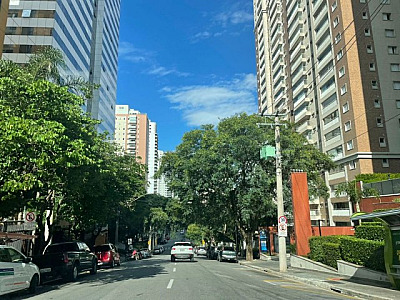 Multas por estacionamento proibido chegam a quase 6 mil em Alphaville