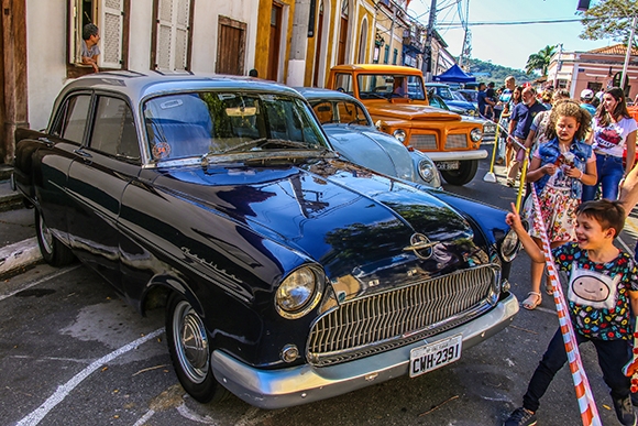Santana de Parnaíba recebe encontro de carros antigos neste domingo (30)