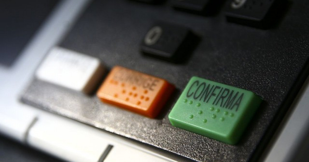 Quem não votou no primeiro turno, pode votar no segundo neste domingo (30)