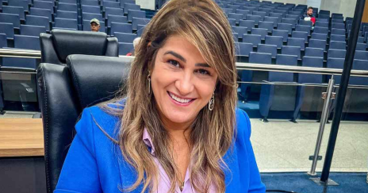 Vereadores aprovam conferência do destino, aula de direito e apoio a jovens com câncer