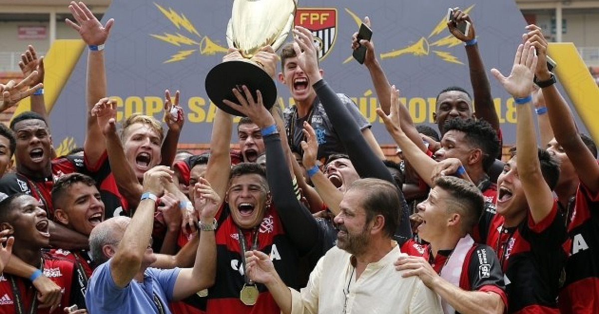 Flamengo vence São Paulo e é campeão da Copa SP