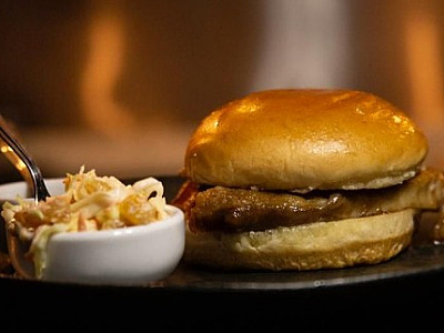 Com unidade em Alphaville, Cão Véio traz novidades para o cardápio