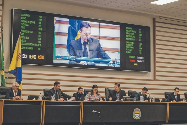 Câmaras de Barueri e Parnaíba fecham as portas contra o Covid-19