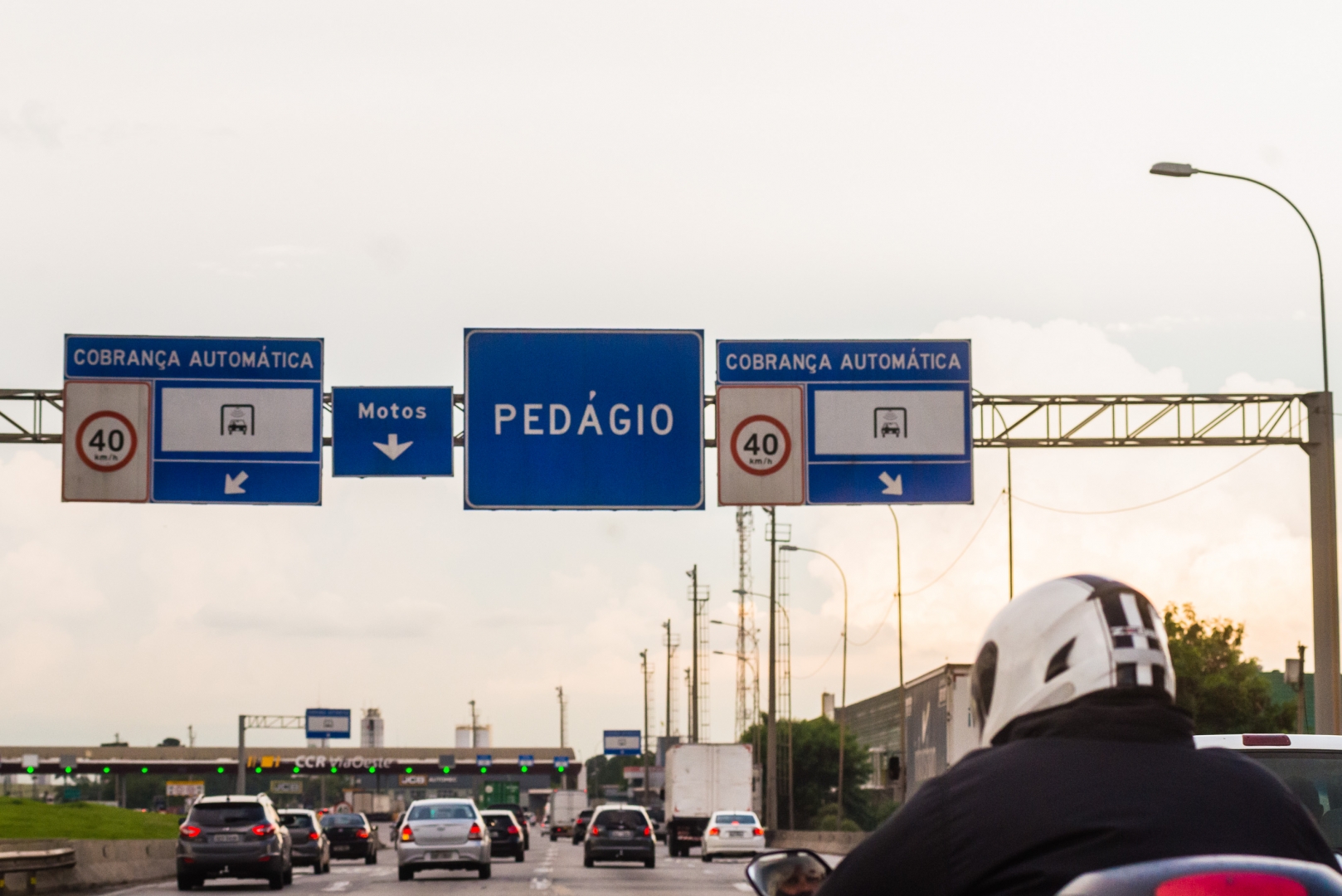 A partir de segunda-feira (1/7), pedágio da Castello custará R$4,40 em Barueri e Osasco