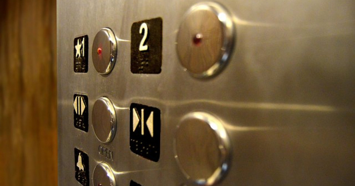 Pandemia cria novo modo de usar dos elevadores