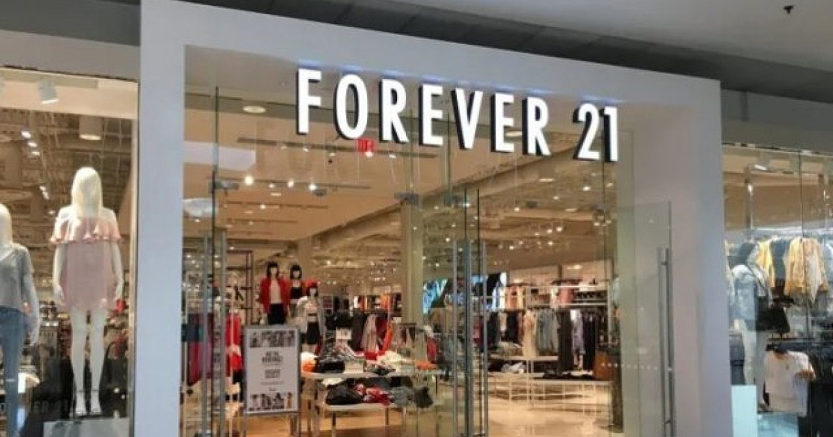 Com fechamento de todas as lojas até domingo, Forever 21 faz queima de estoque