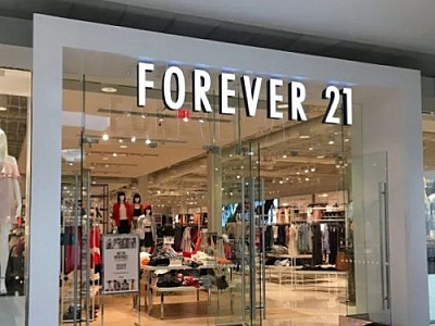 Com fechamento de todas as lojas até domingo, Forever 21 faz queima de estoque