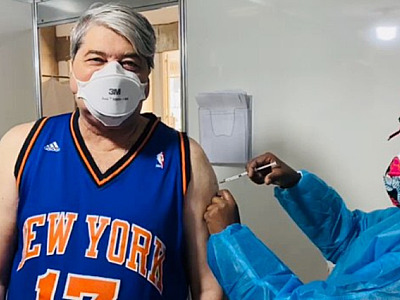 Morador de Alphaville, Datena recebeu a 2ª dose da vacina contra a Covid-19 em Barueri