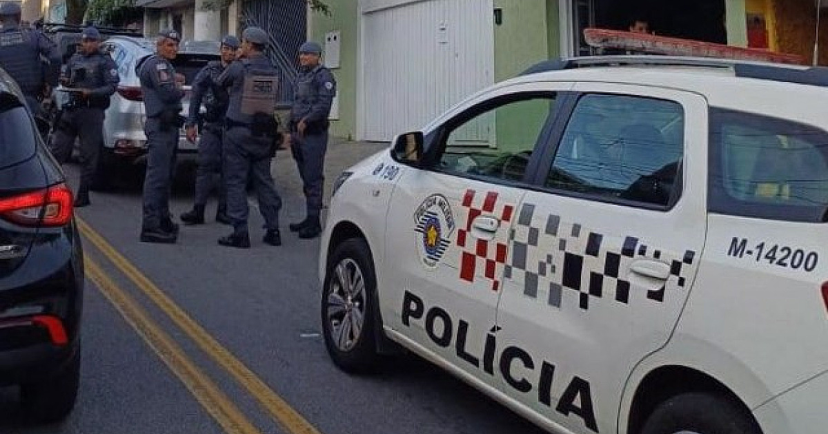 PM frustra roubo a residência na região e prende cinco em flagrante