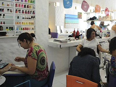 Anvisa proíbe TPO e DMPT em esmaltes de gel: O que você precisa saber