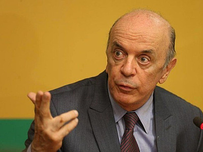 PSDB quer Serra como deputado e puxador de votos na Câmara