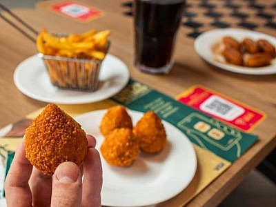 Ragazzo aposta em novos sabores de coxinha