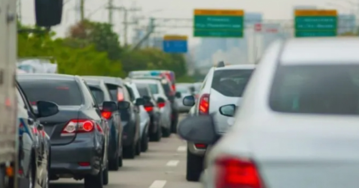 Licenciamento 2025: prazo para veículos com placa final 9 termina no fim de novembro