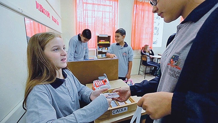 BC irá treinar professores para dar aulas de educação financeira