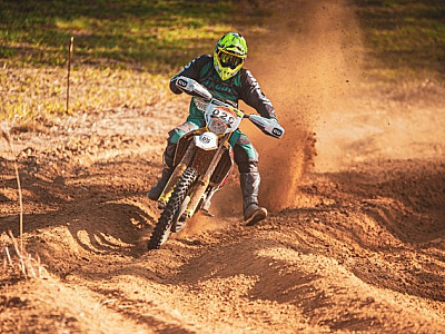 Equipe de Alphaville conquista sete pódios após retomada do Campeonato de Rally