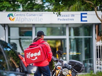SinHoRes realiza reunião com iFood sobre problemas enfrentados por estabelecimentos da região
