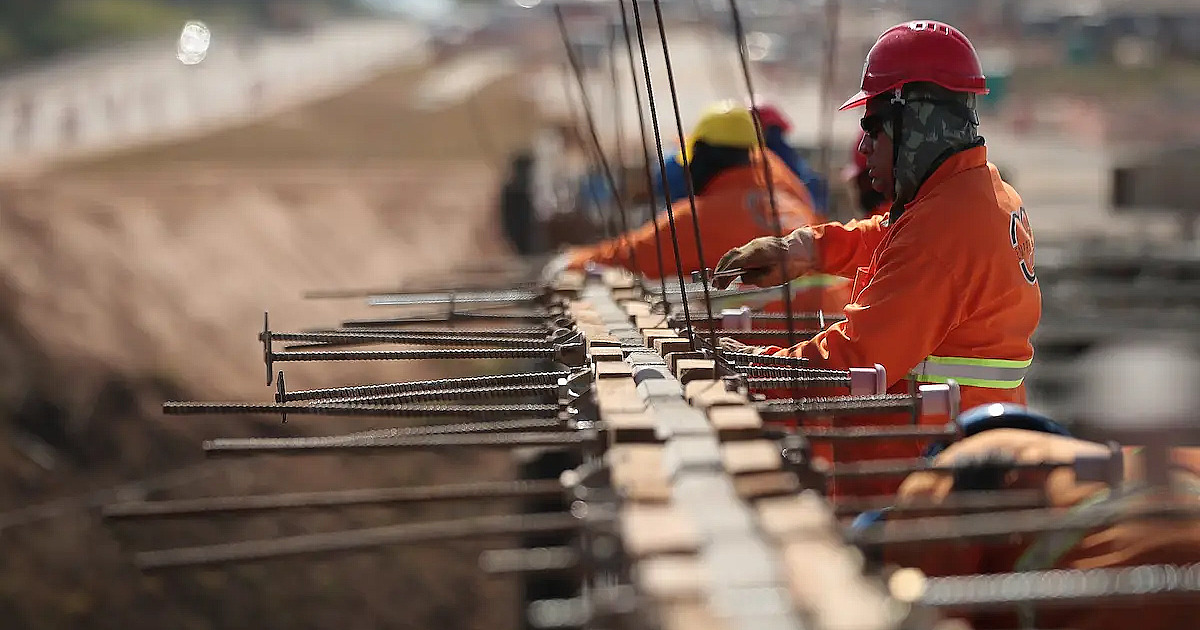 Estado cria mais de 500 mil vagas de emprego no ano