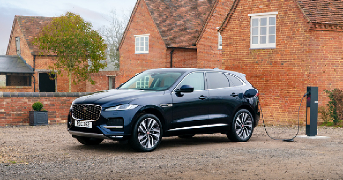 Jaguar apresenta F-PACE 2023 no Brasil