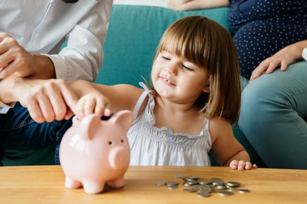 Dia das Crianças: como investir em cada fase da vida dos pequenos