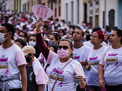 Contra o câncer de mama, Outubro Rosa em Santana de Parnaíba terá diferentes atividades